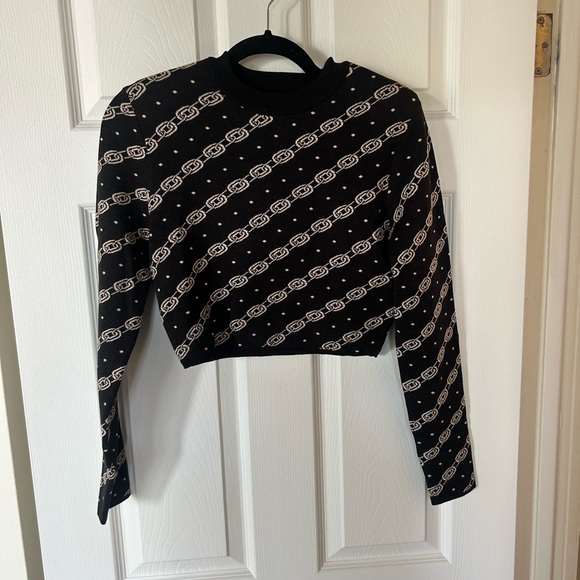 Super cute express chain link sweater crop top size M knit black and white - Picture 3 of 6